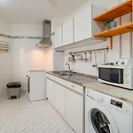 דירה Comfy 3 Bdr Flat With Pool & Balcony By Lovelystay *