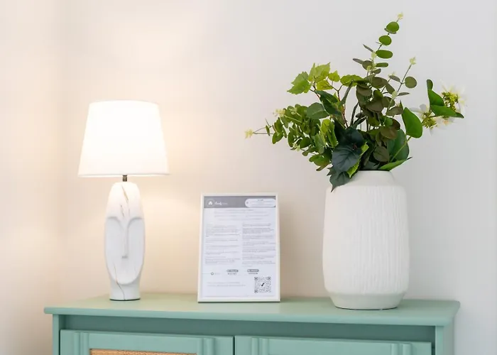 Comfy 3 Bdr Flat With Pool & Balcony By Lovelystay * Portimão