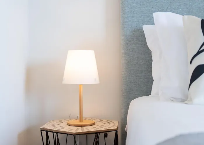 Appartamento Comfy 3 Bdr Flat With Pool & Balcony By Lovelystay *