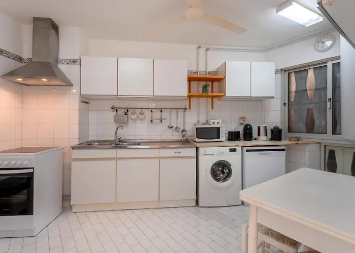 Appartamento Comfy 3 Bdr Flat With Pool & Balcony By Lovelystay Portimão