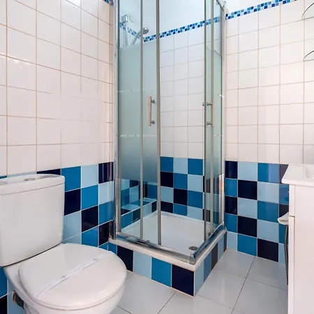 Comfy 3 Bdr Flat With Pool & Balcony By Lovelystay Апартаменты